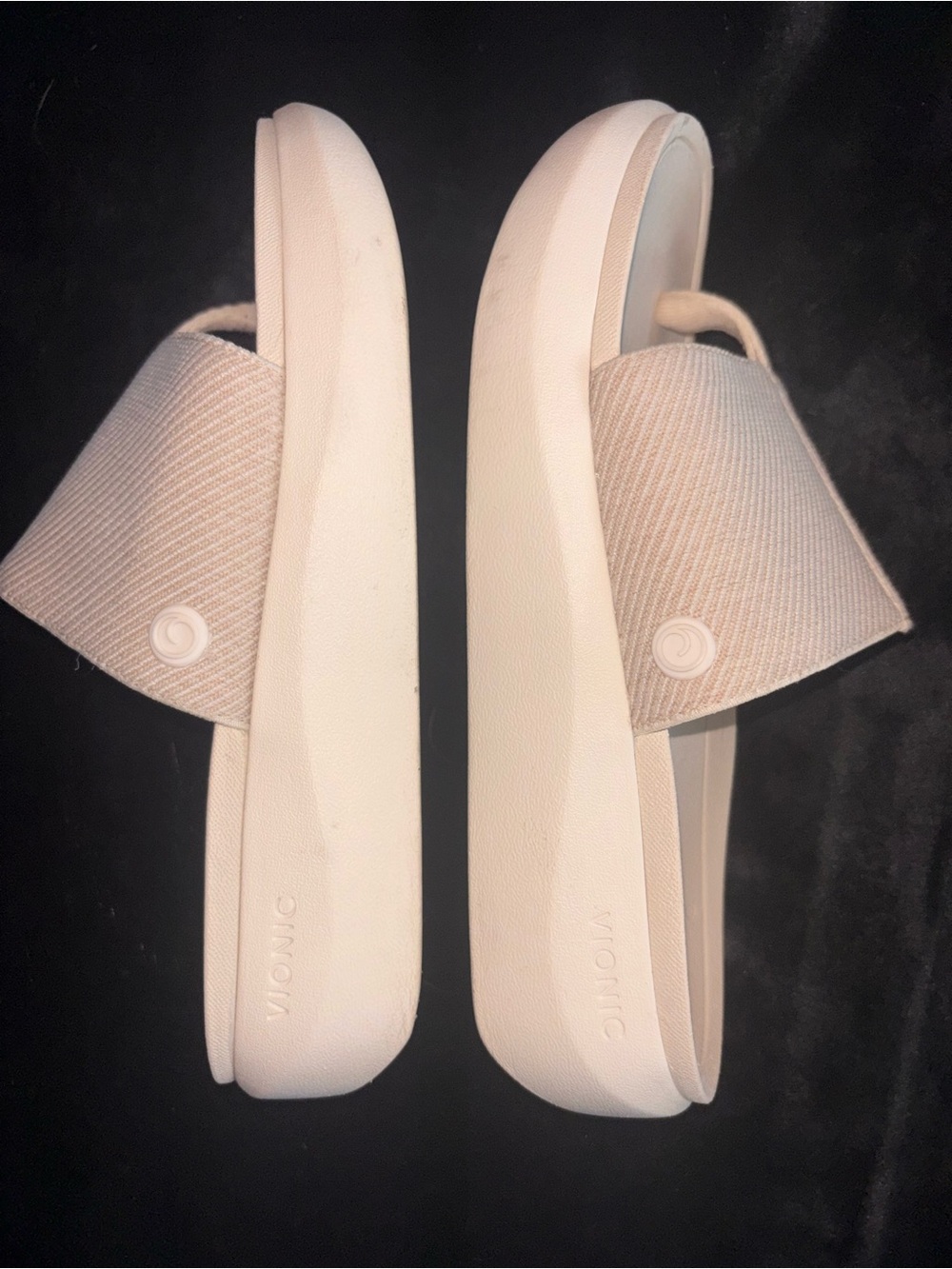 Vionic Aqua Recovery Thong Sandals Cream Comfort Slides Women’s 7 EU 37 - Picture 5 of 6